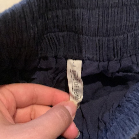 Lined flowy shorts with tie front - Picture 2 of 4